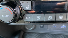 Nissan Juke 1.6 Hybrid Tekna 5dr Auto Hybrid Hatchback